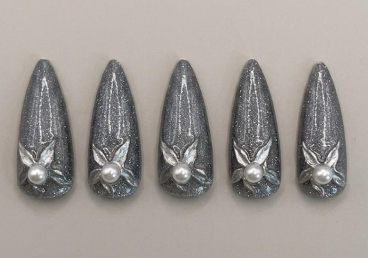 Silver Fairy Chrome Nails 🧚‍♀️✨