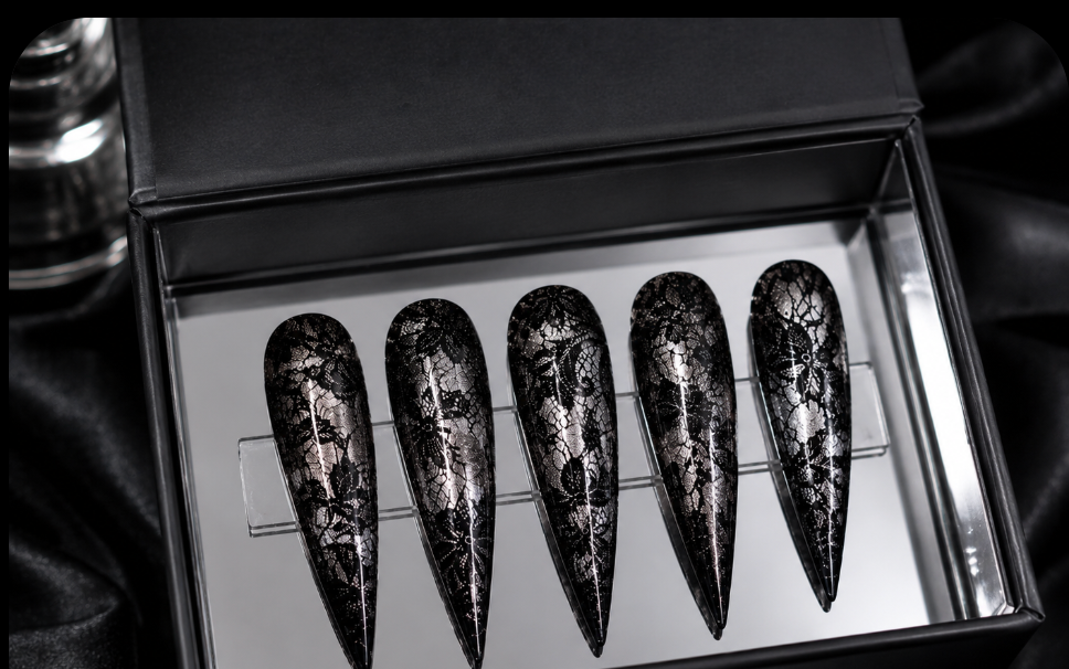 Midnight Lace 🖤✨
